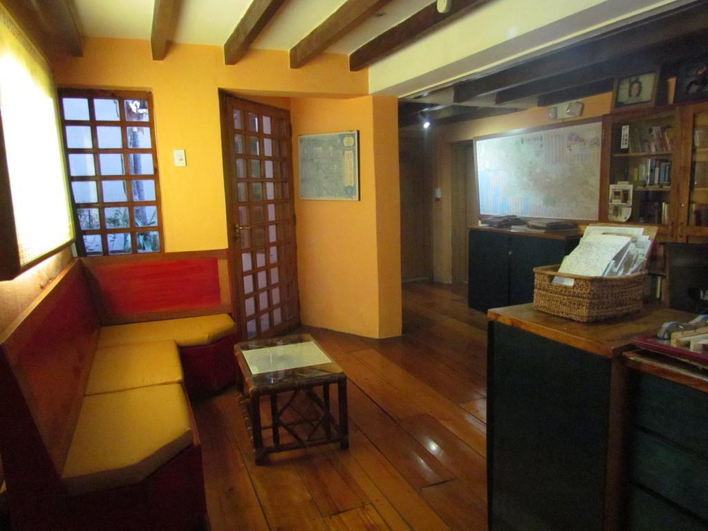 Casa Helbling Hotel Quito Exterior photo